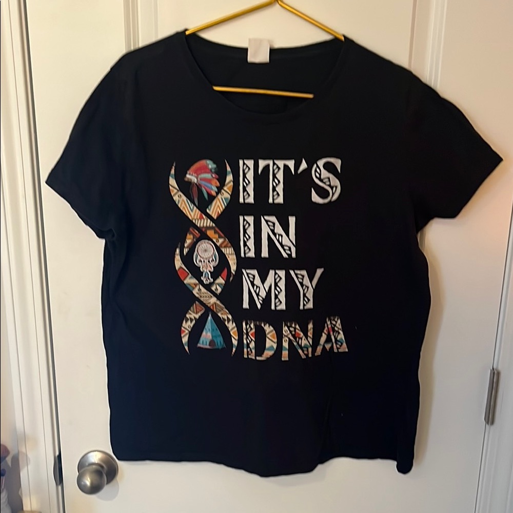 Black Graphic Tee - Short Sleeve